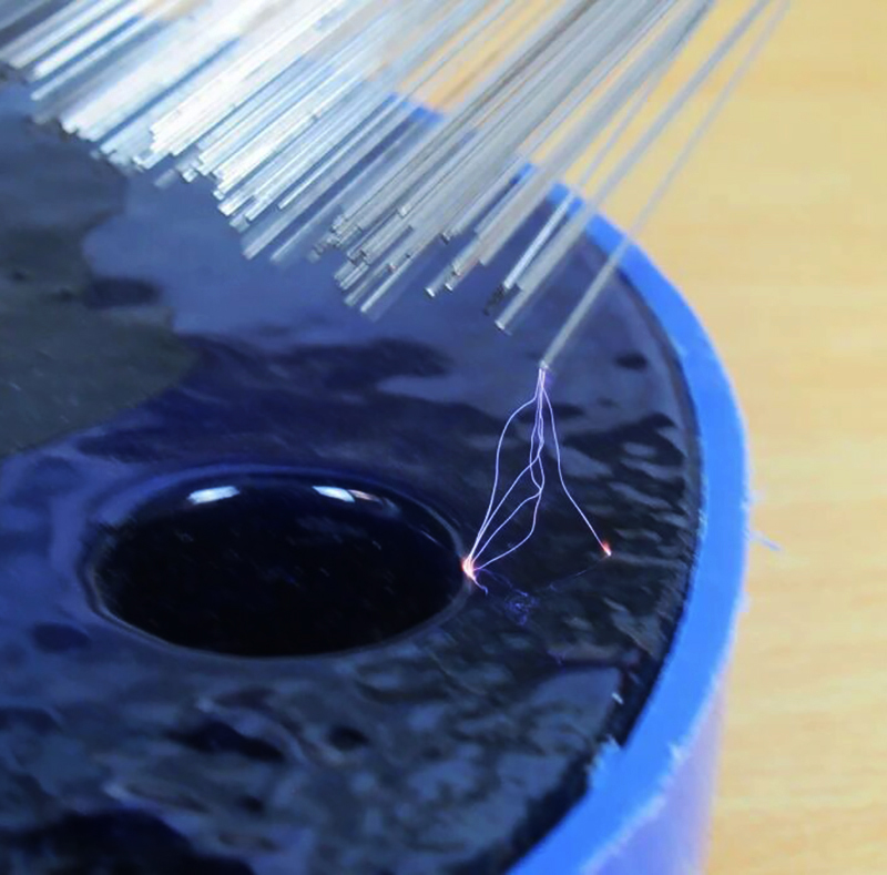 英國BUCKLEYS百佳利電火花測漏儀PST100應用于塑料容器密封測漏